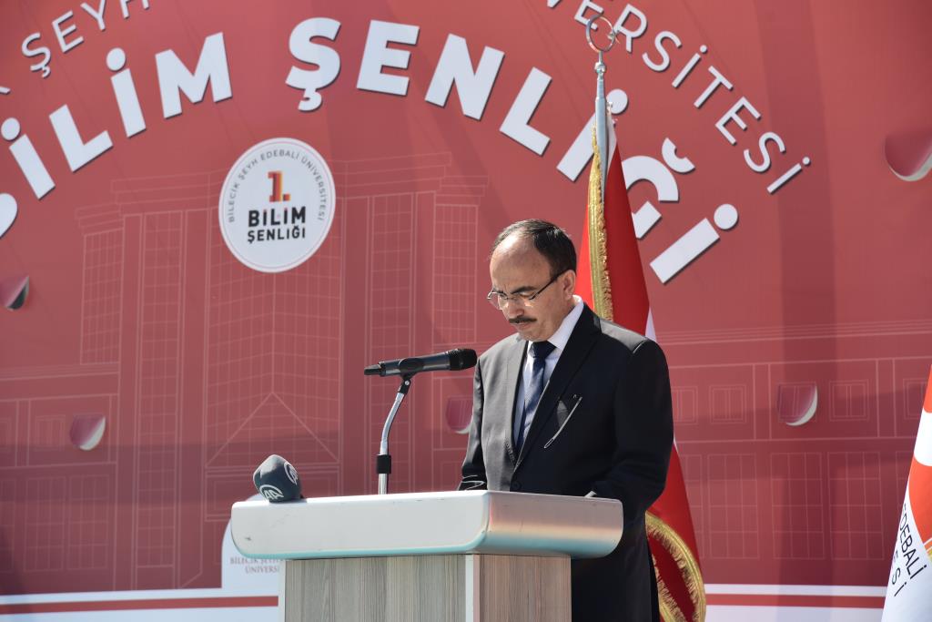 Bilim Şenliği Büyük Bir Coşkuyla Başladı