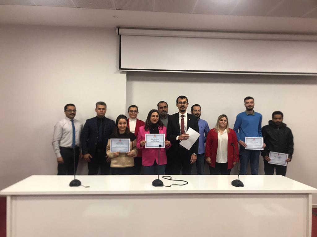 “Temel Hücre Kültürü Teknikleri” Eğitimi Düzenlendi