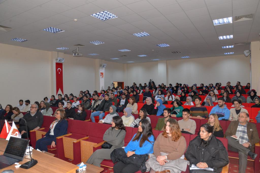 Üniversitemizde “Metaverse ve Yapay Zeka” Etkinliği Düzenlendi