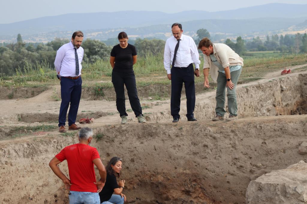 Arkeoloji Bölümümüzden Büyük Başarı