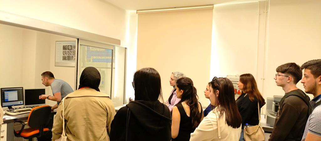 Meslek Yüksekokulu Kimya Teknolojisi Bölümü Öğrencilerinden Barum Araştırma Laboratuvarına Teknik Gezi
