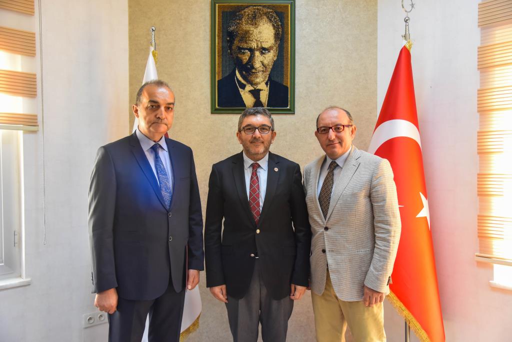 İktisadi ve İdari Bilimler Fakültesinde Devir Teslim Töreni
