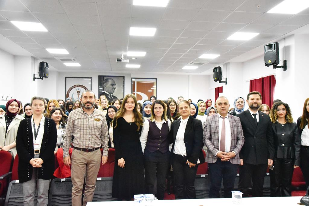 Özel Gereksinimli Çocuğa Sahip Olmak ile Çocuk İhmal ve İstismarında Adli Süreç Seminerleri Düzenlendi