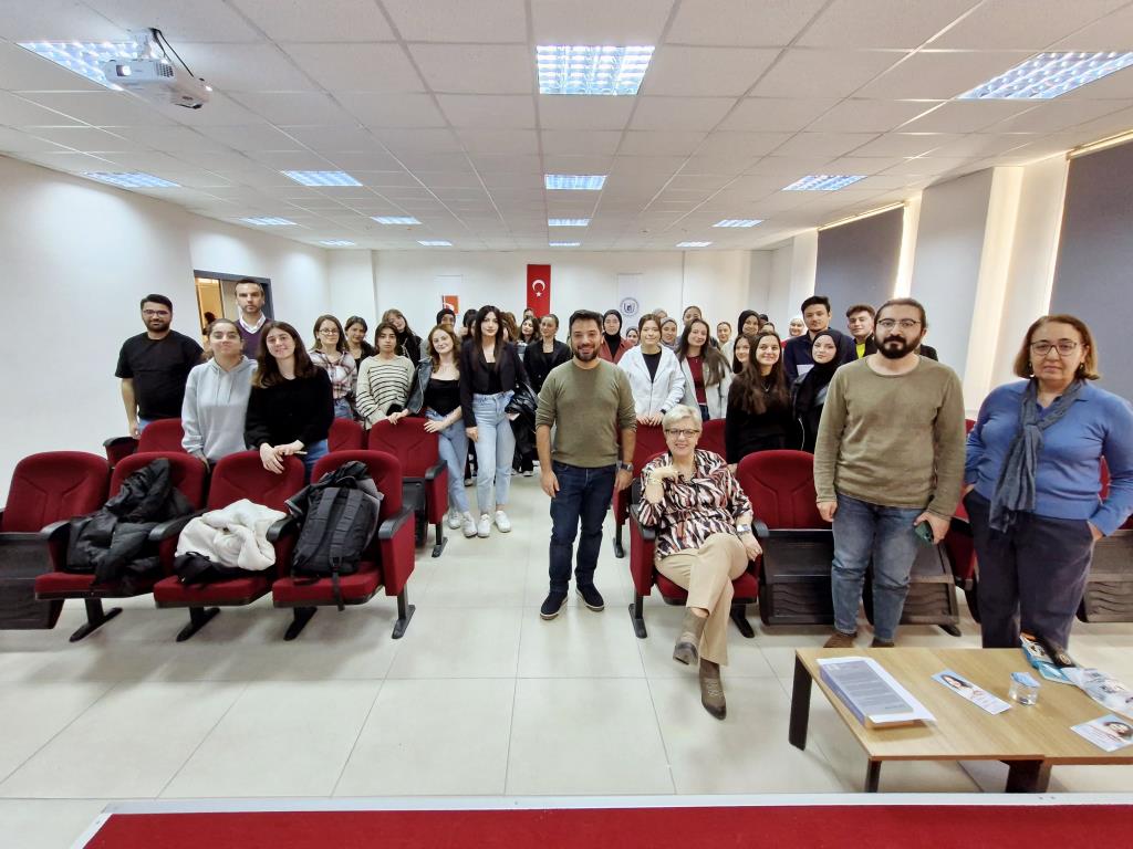 Erasmus Bilgilendirme Toplantısı Gerçekleştirildi