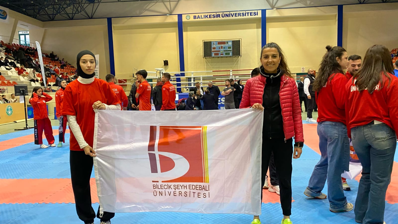 ÜNİVERSİTEMİZİ KİCK BOKS MÜSABAKALARINDA BAŞARI İLE TEMSİL ETTİK