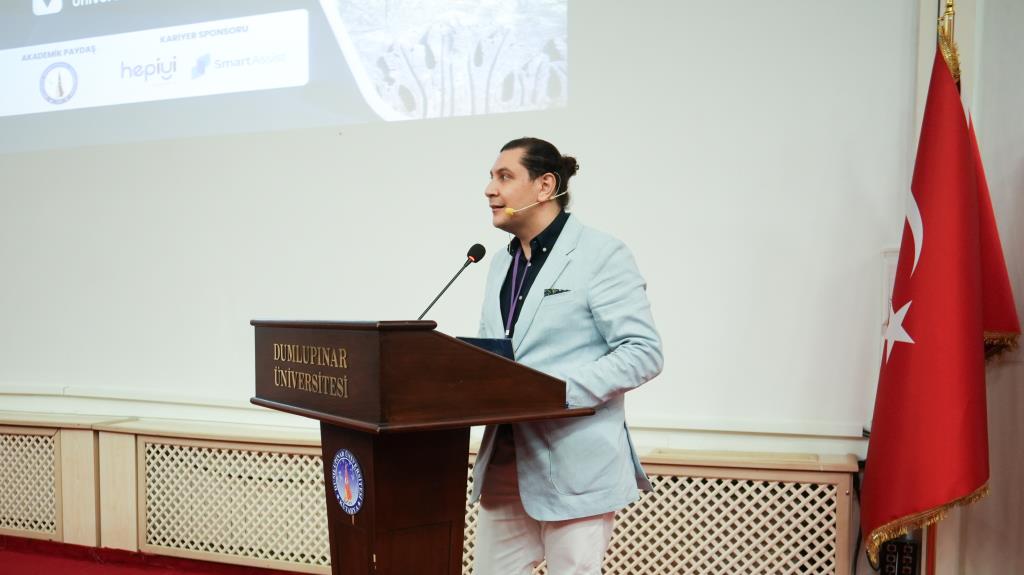 Sigortalı Anadolu Zirvesi, Üniversitemizin Akademik Paydaşlığında Gerçekleştirildi