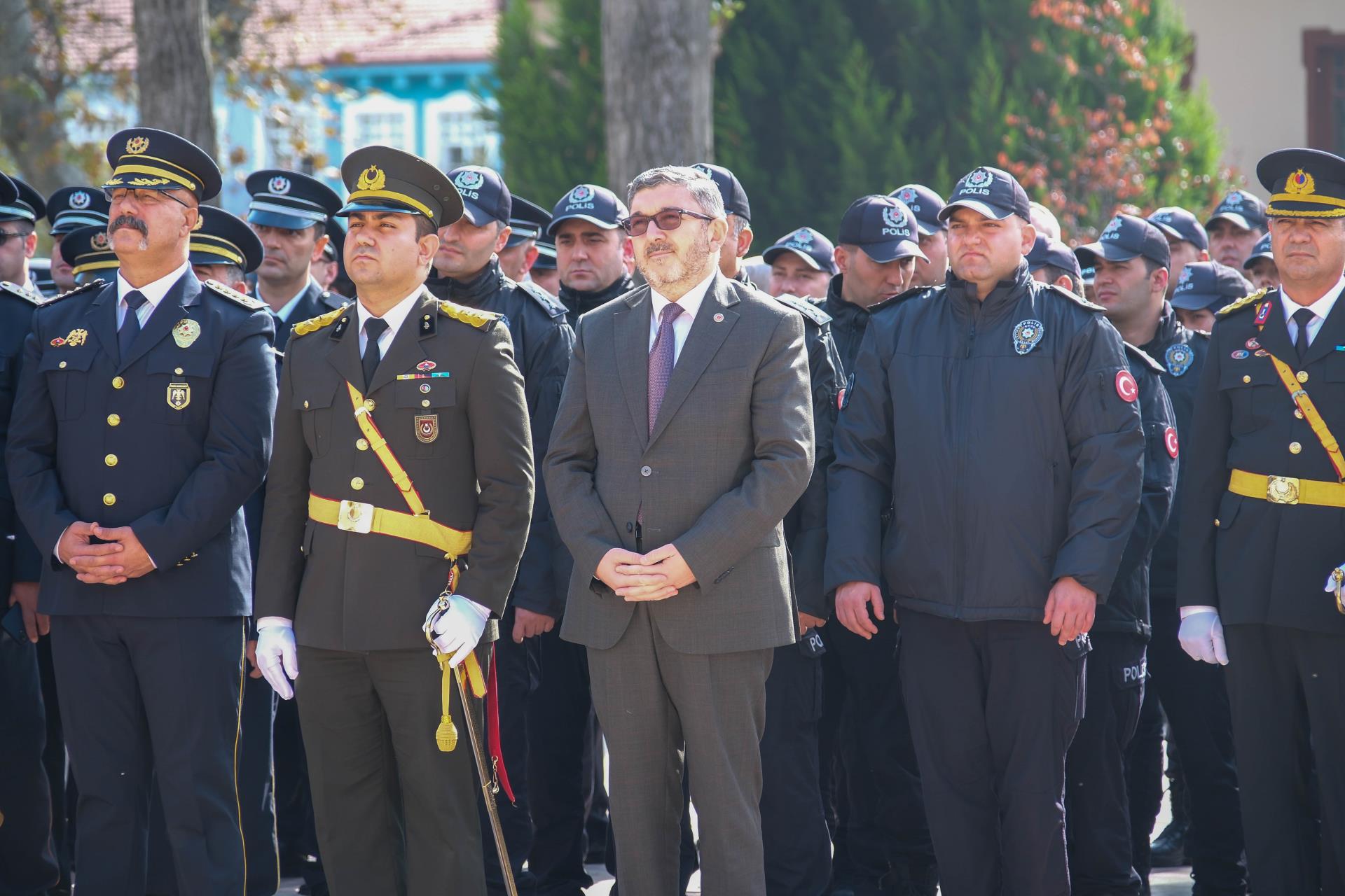 Rektörümüz Prof. Dr. Zafer Asım Kaplancıklı, Cumhuriyet Bayramı Törenine Katıldı