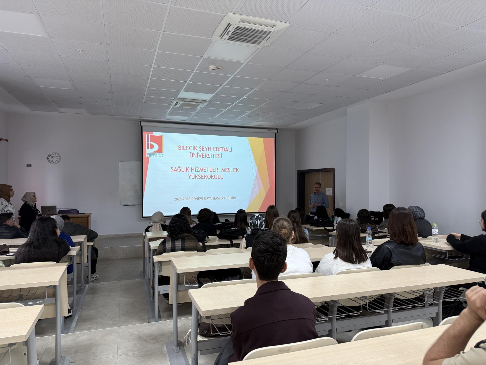 Meslek Yüksekokulumuz Programlarında Oryantasyon Programı Düzenlendi.