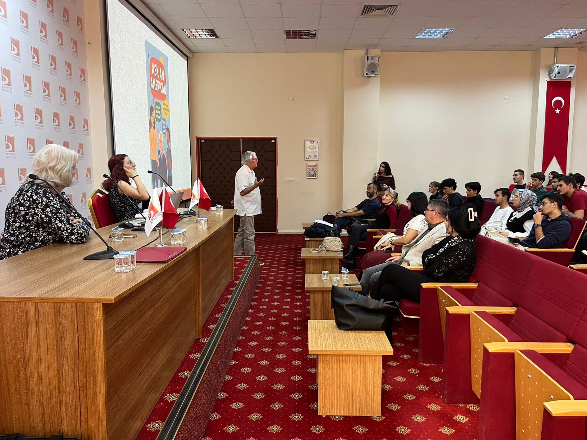 Üniversitemizde “Cultural Exchange Day” Etkinliği Düzenlendi