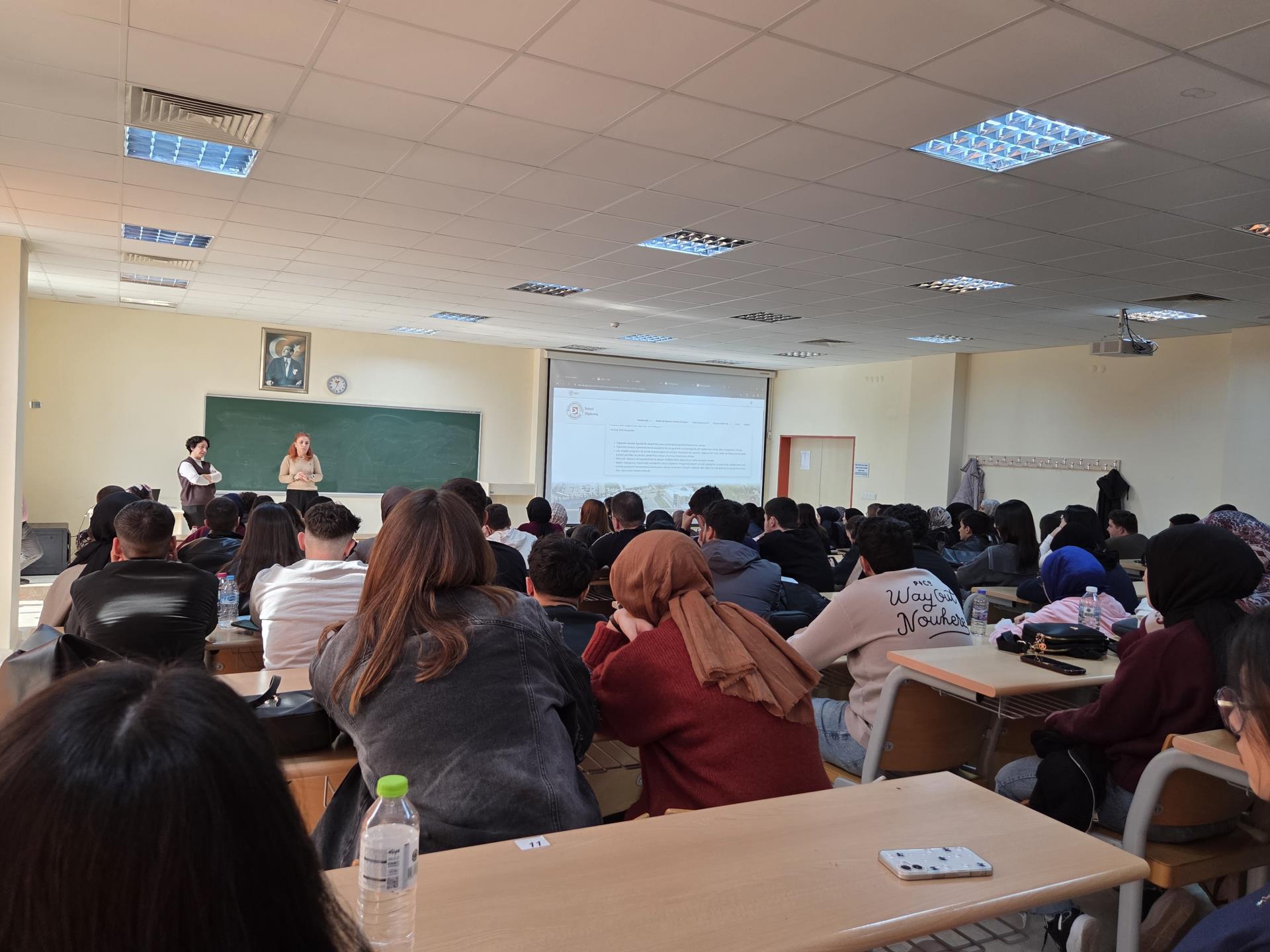 Çift Ana Dal (ÇAP) ve Yan Dal bilgilendirme toplantısı gerçekleştirildi.