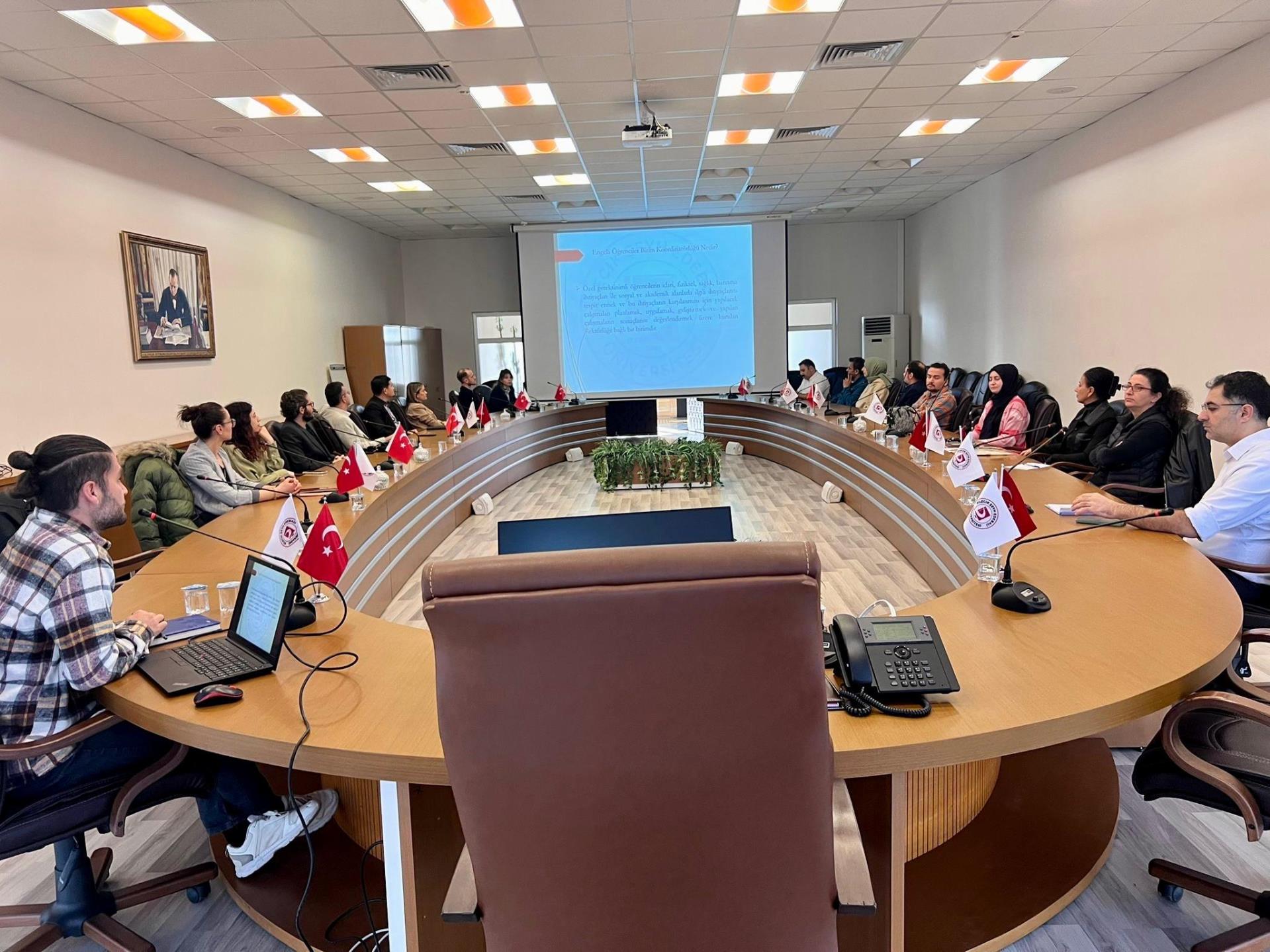 Engelli Öğrenciler Birim Koordinatörlüğü Akademik Birim Temsilcileriyle Bir Araya Geldi