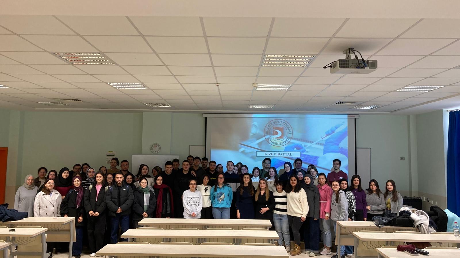 Mezunumuz Gizem Battal ile Kariyer Söyleşisi