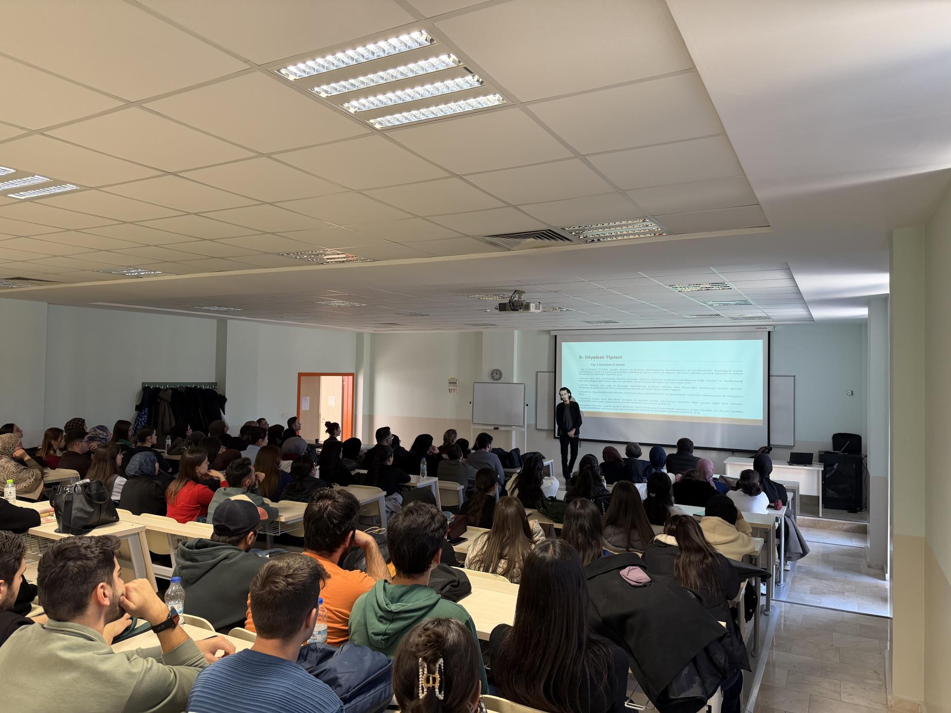 Diyabet ve Diyabette Hücresel Terapi Semineri Gerçekleştirilmiştir. 