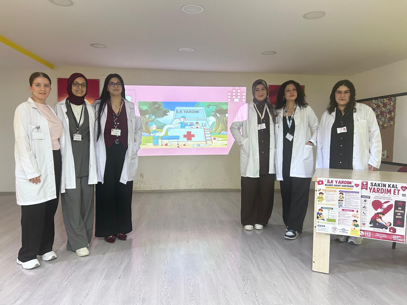 Öğrencilerimizden İlk Yardım Eğitimi