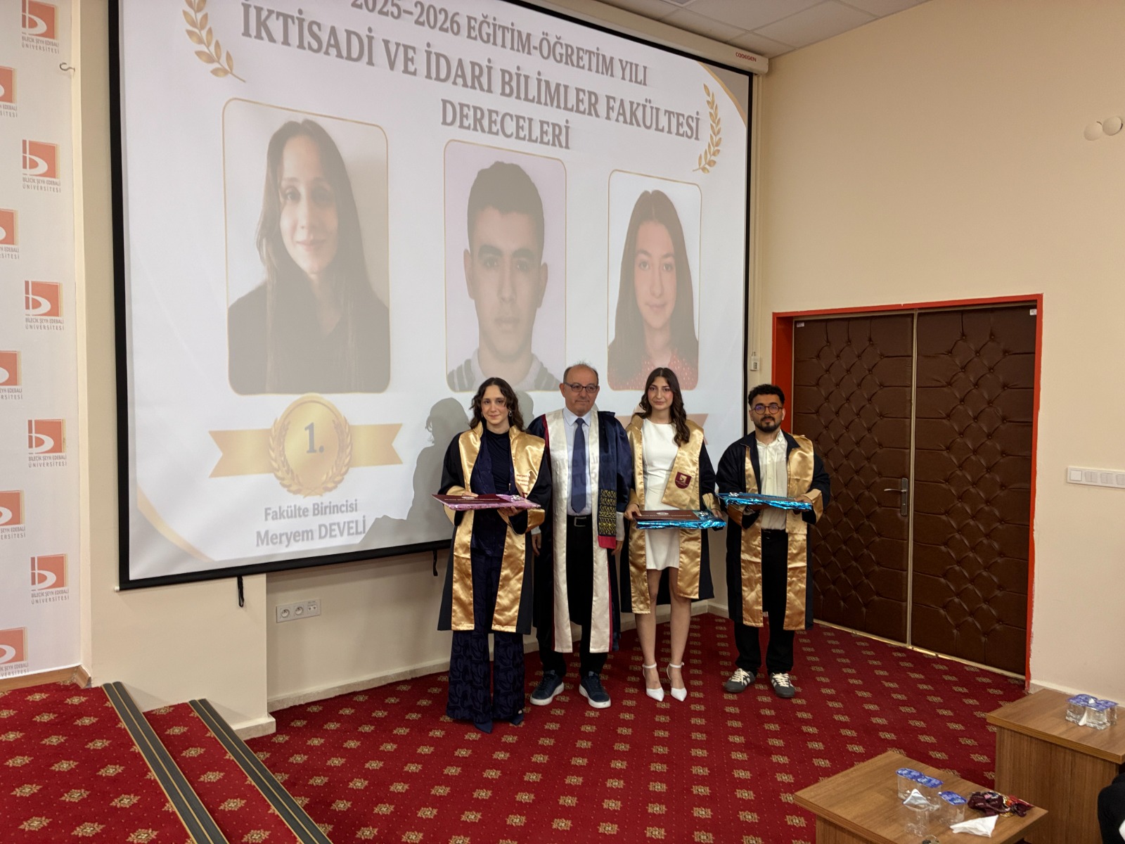 2025-2026 Eğitim-Öğretim Yılı Fakültemiz Mezuniyet Dereceleri Takdim Programı Gerçekleştirildi
