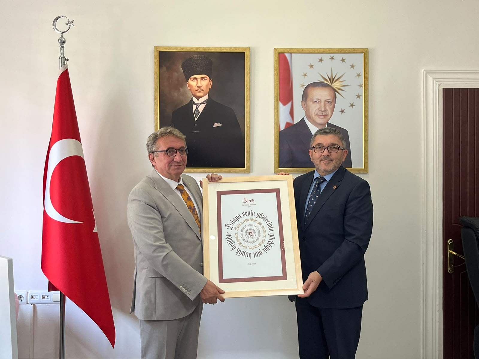 Rektörümüz Prof. Dr. Zafer Asım Kaplancıklı'dan Bozüyük Kaymakamına Ziyaret 